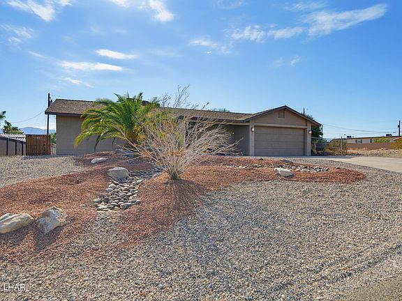 3rd image of 1180 Catalina Dr