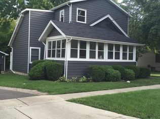 120 E Sunnyside Ave, Libertyville, IL