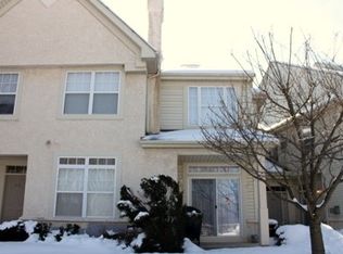 412 Dresher Woods Dr, Dresher, PA 19025