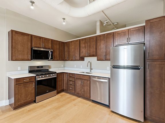 5th image of 811 4th St NW Unit 1012