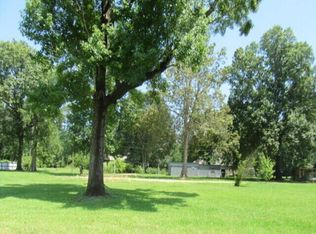 8800 James St, Denham Springs, LA 70726
