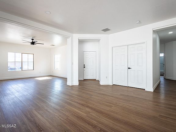4th image of 11058 W Motes Dr