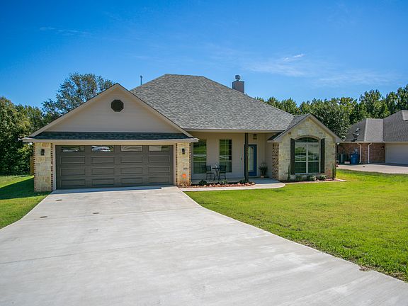 2nd image of 241 Heritage Ct