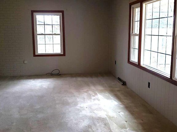 5th image of 1415 Ferncliff Dr