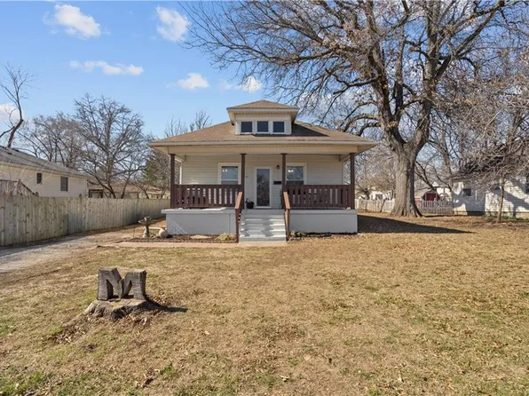 409 S Connor St, Odessa, MO 64076