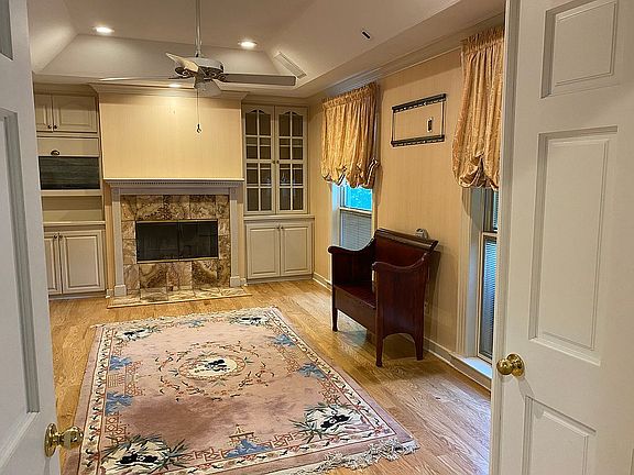 3rd image of 3819 W Sevilla St