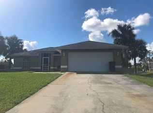 615 Hamilton Ave, Lehigh Acres, FL 33972