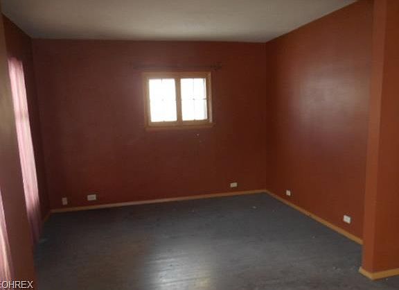 5th image of 3983 E 54th St