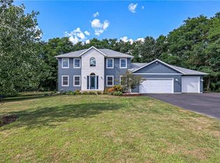 7502 Elayne Dr, Eau Claire, WI 54701