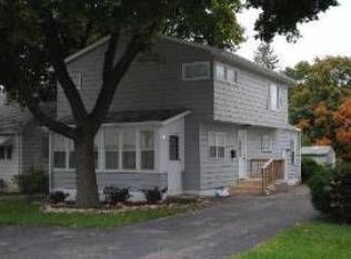 1105 McMillen Ave, Aurora, IL 60506