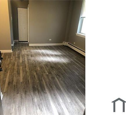 3rd image of 7147 S Jeffery Blvd APT 102