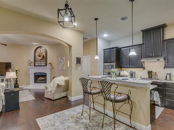 3rd image of 9508 National Pines Dr