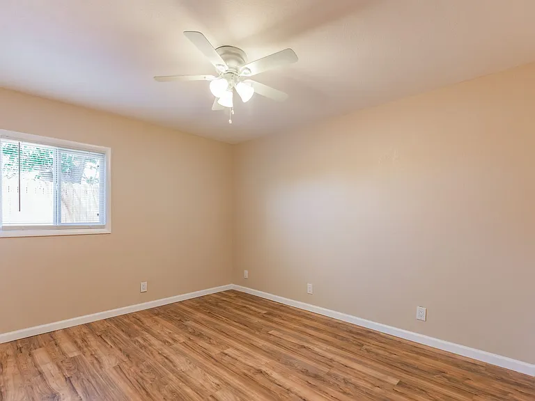 1740 Van Ct — Photo 26