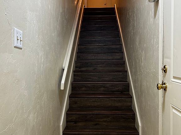 2nd image of 1333 Airport Dr APT G10