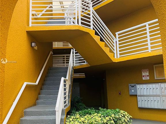 3rd image of 9715 Fontainebleau Blvd #E203