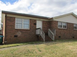 124 E Washington Ave, Bessemer City, NC 28016