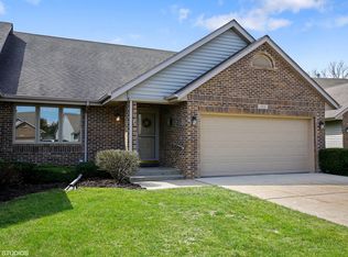 1816 Elizabeth Cir, Sycamore, IL 60178