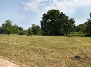 215 3rd St, Biloxi, MS 39530