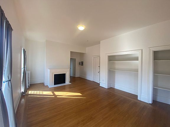 4th image of 5825 Keith Ave #6
