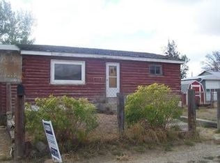 718 W Miller St, Rawlins, WY 82301