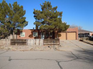 1805 Sun Ct SE, Rio Rancho, NM 87124