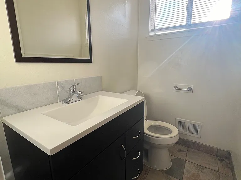 R.O.C. Apartments — Photo 28