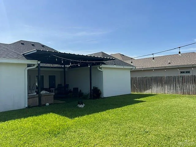 303 Paxton Dr — Photo 3
