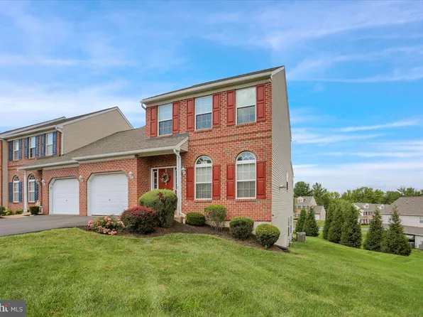 7 Bancroft Ter, Shillington, PA 19607