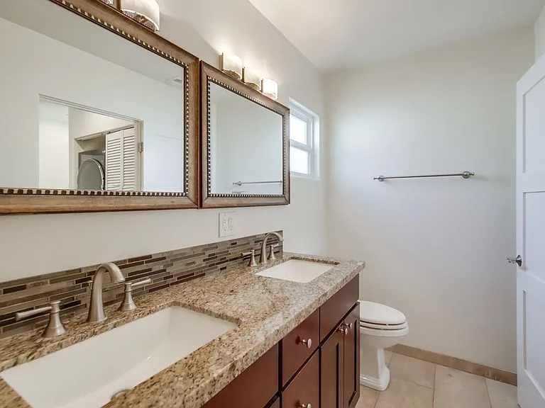 4747 Rolando Blvd — Photo 29