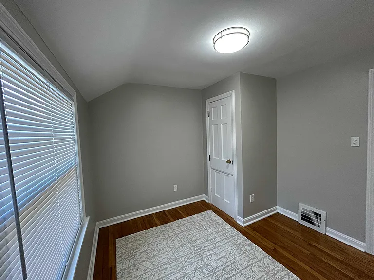 4854 Edsal Dr — Photo 44