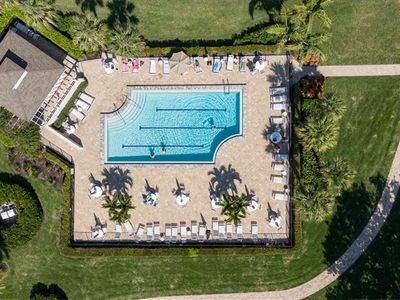 320 Horse Creek Dr APT 402, Naples, FL, 34110