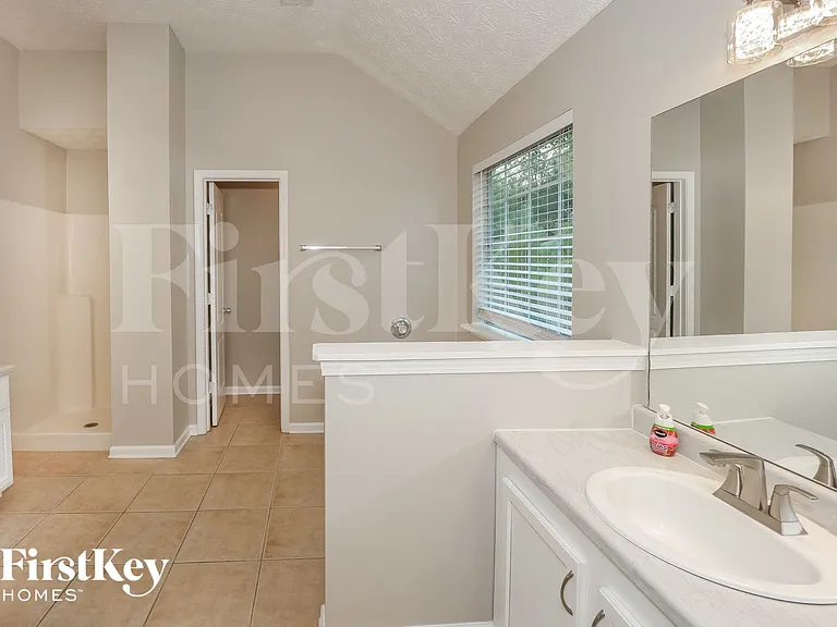 3308 Summer Brooke Ln — Photo 10