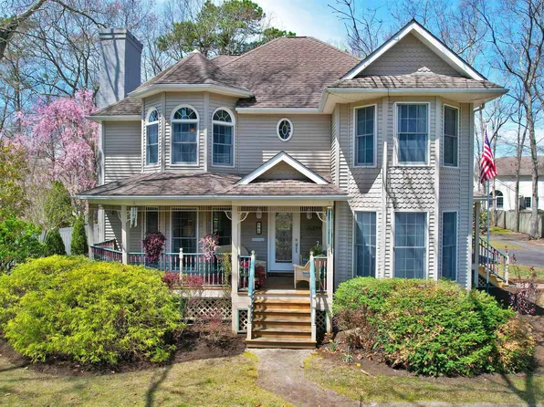 107 Shady Oak Dr, Egg Harbor Township, NJ 08234