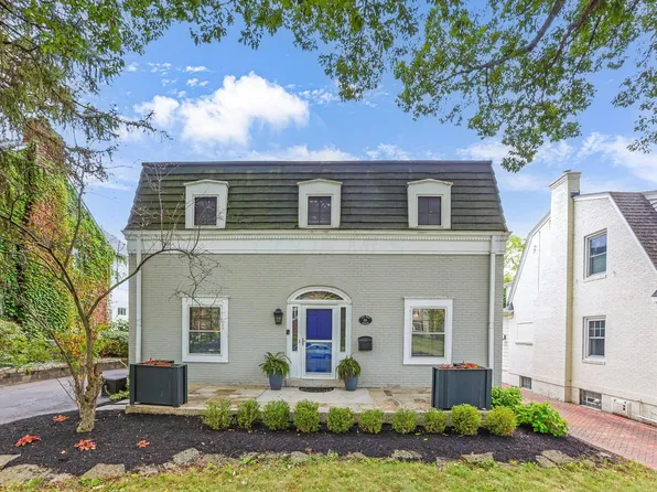 155 E North Broadway St, Columbus, OH 43214