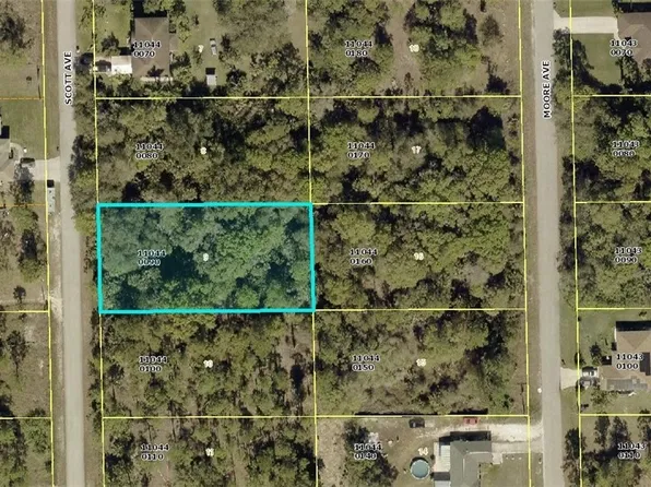 706 Scott Ave, Lehigh Acres, FL 33972