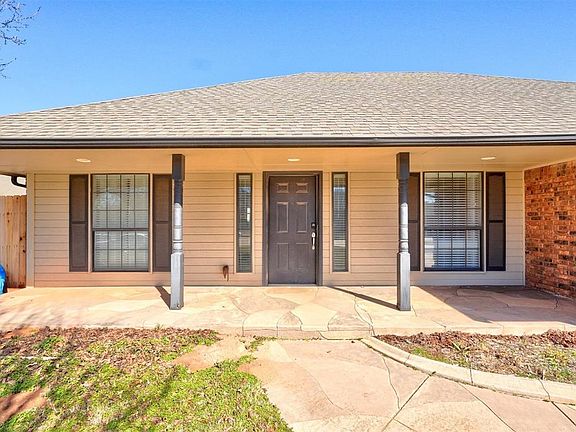 3rd image of 439 W Strasburg Way