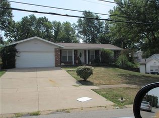 5320 Milburn Rd, Saint Louis, MO 63129