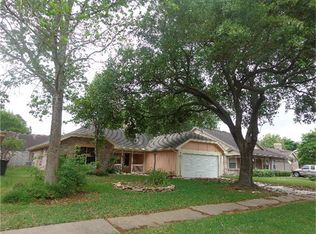 10407 Horseshoe Bend Dr, Houston, TX 77064