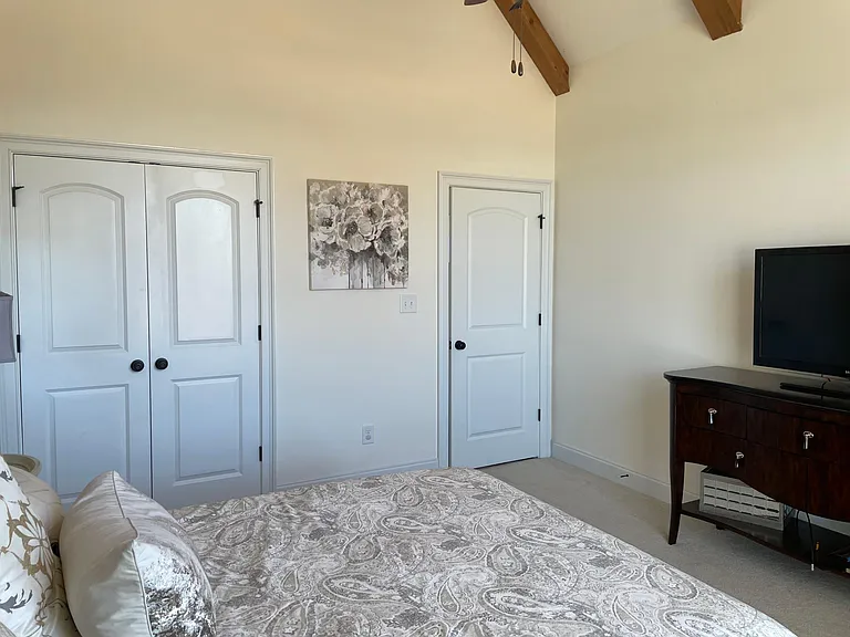 215 Stacy Ln — Photo 25