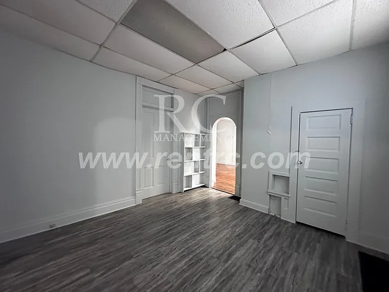 708 Harmon St — Photo 9