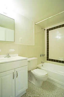 Rented by City Connections Realty | media 13