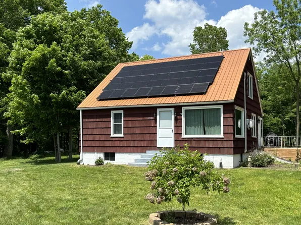 10523 Maudlin Rd, New Buffalo, MI 49117