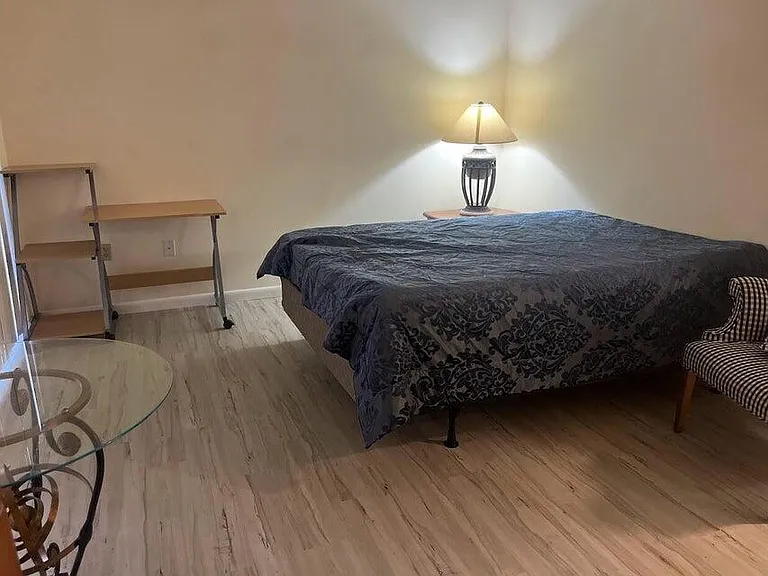 9440 Meadowood Dr #102 — Photo 16