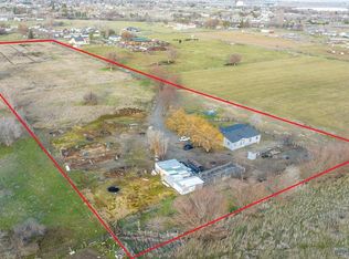 215523 E Cochran Rd, Kennewick, WA 99337