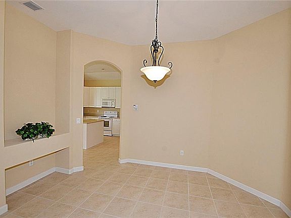 5th image of 3180 Brookfield Dr