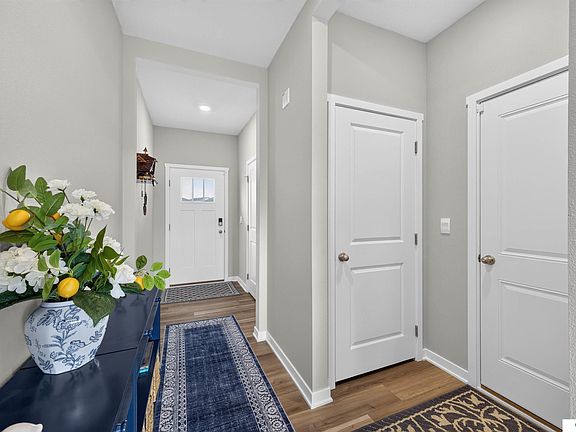 4th image of 17675 Rose Lane Rd