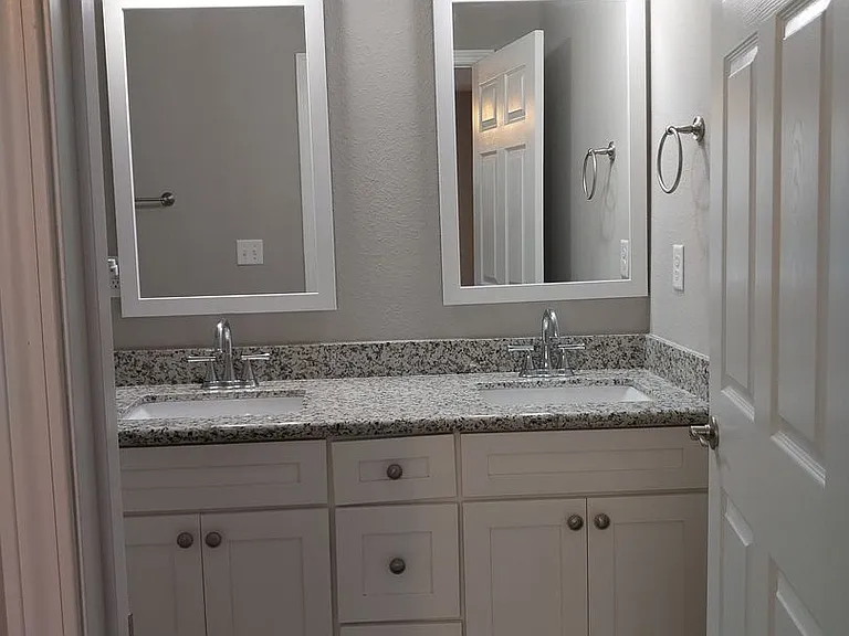 9003 Banyan Beach Dr — Photo 32