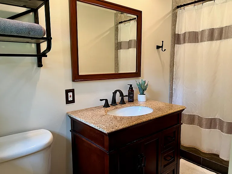 917 Shadow Dr — Photo 17