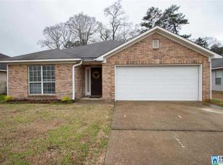 2078 Townhouse Ln, Hueytown, AL 35023