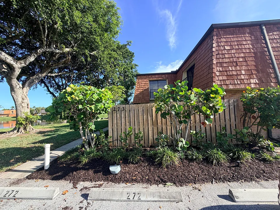 273 Arabian Rd